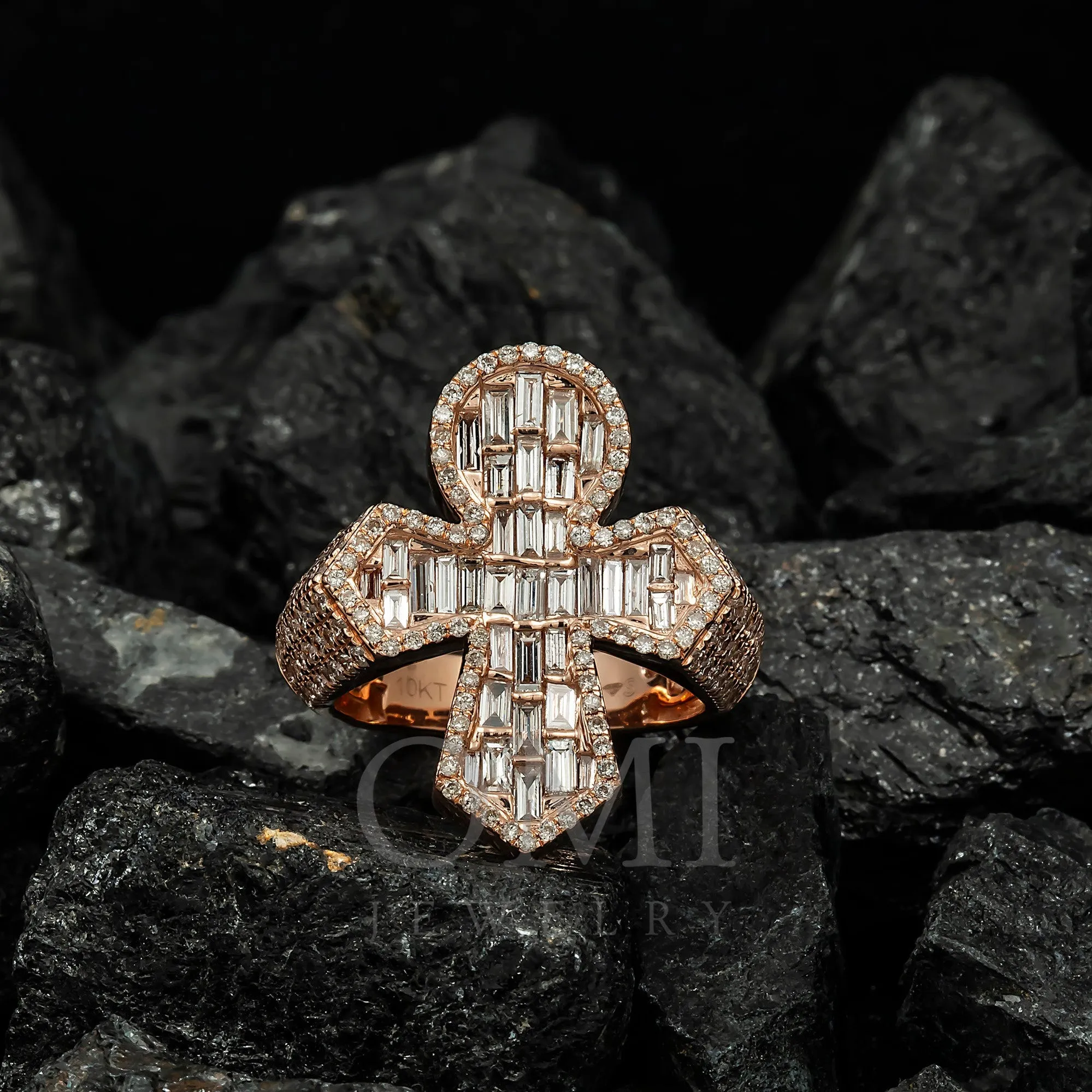 10K GOLD BAGUETTE AND ROUND DIAMOND ANKH RING 3.00 CT