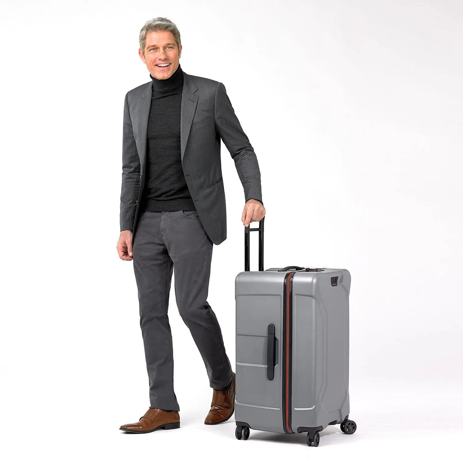 Briggs & Riley TORQ Medium Trunk Spinner