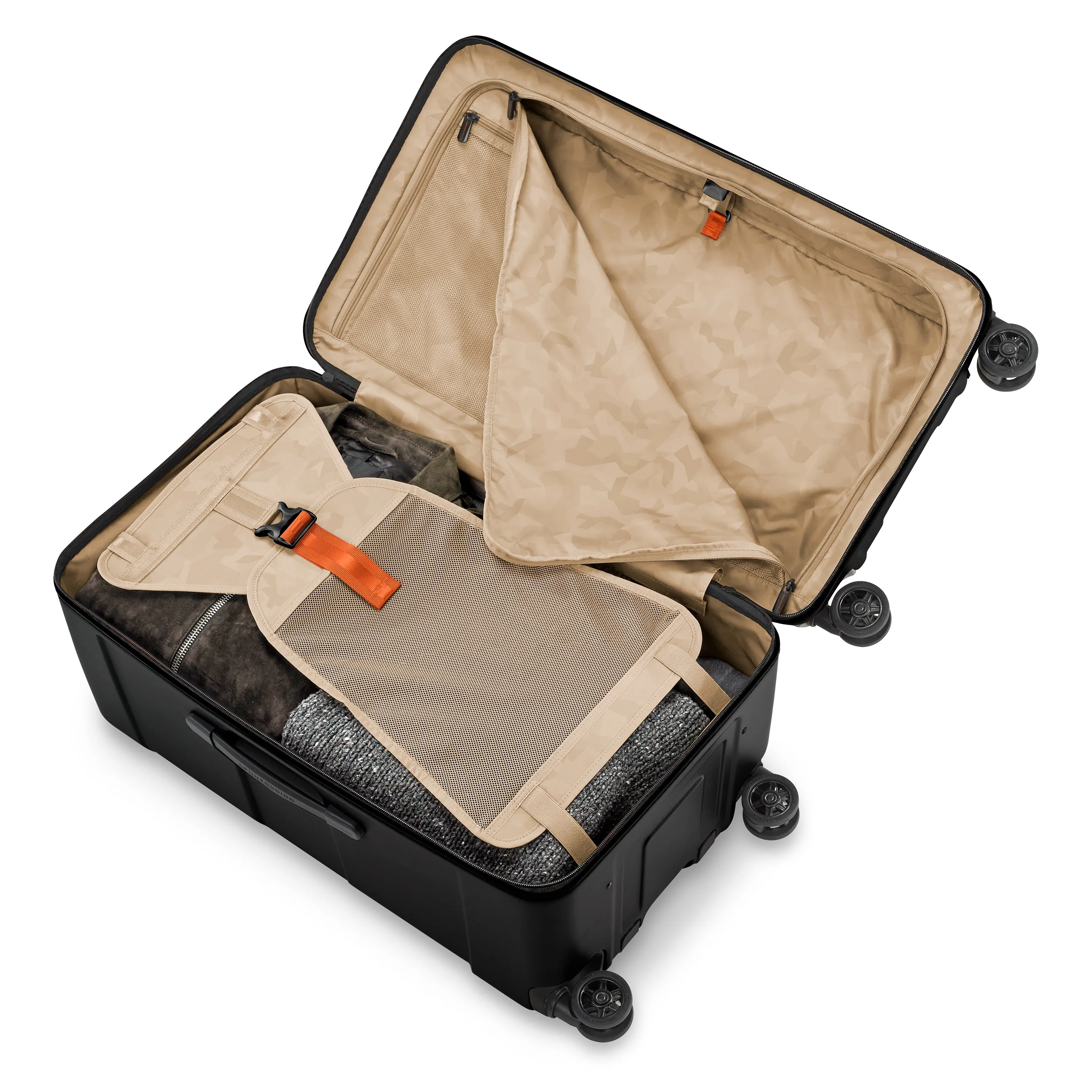 Briggs & Riley TORQ Medium Trunk Spinner