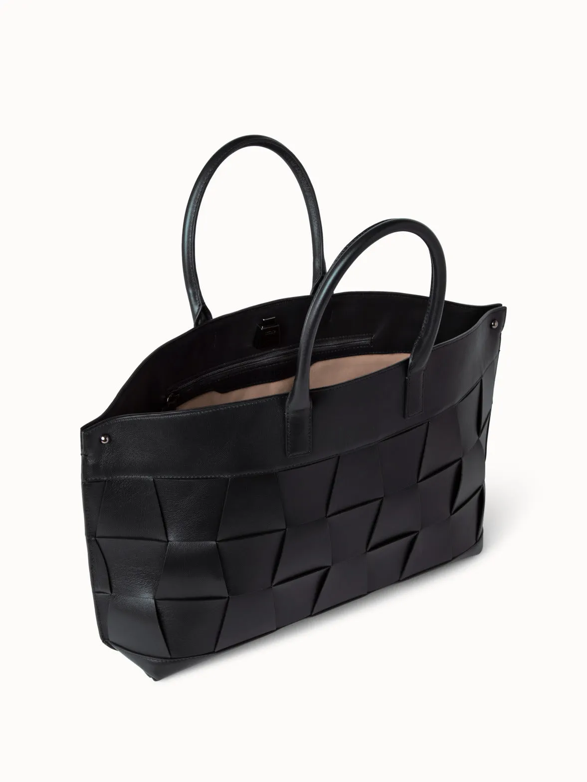 Small Ai Schultertasche aus geflochtenen Ledertrapezen